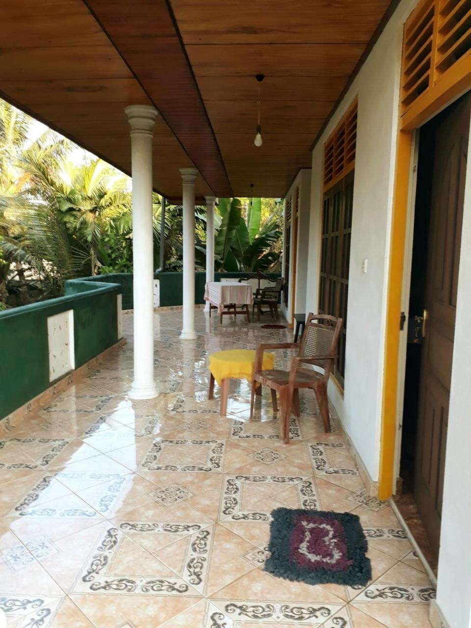 Guesthouse Sunshine Алутгама Екстериор снимка